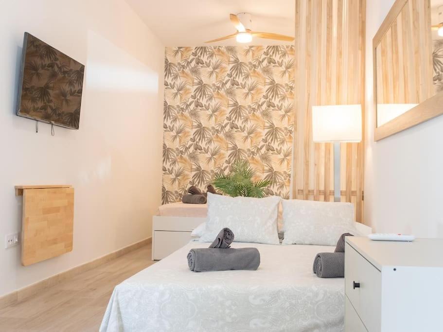 Acogedor Estudio En Triana Con Jacuzzi Y Wifi Σεβίλλη Εξωτερικό φωτογραφία